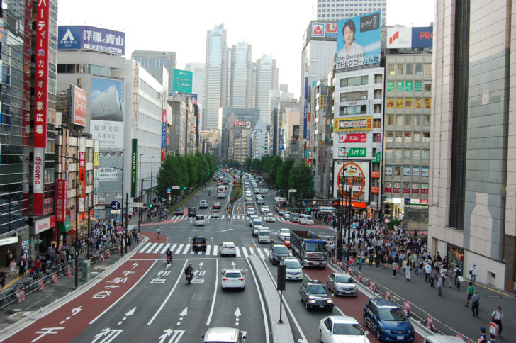 新宿駅周辺